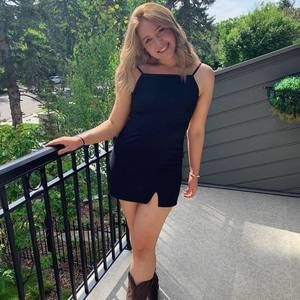 Meet your Posher, Lescia